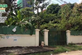 ដីលក់ស្ថិតនៅ សង្កាត់បឹងកក់២ - Land For Sale In Sangkat Beung Kork2
